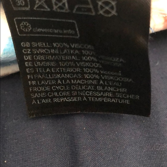 Tunic type blouse - Picture 6 of 6